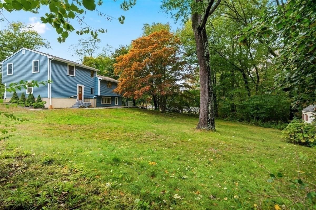26 Arlington Road Burlington — Photo 20 of 23