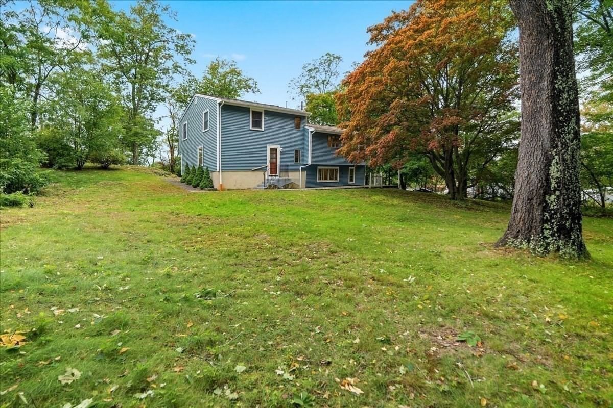 26 Arlington Road Burlington — Photo 22 of 23
