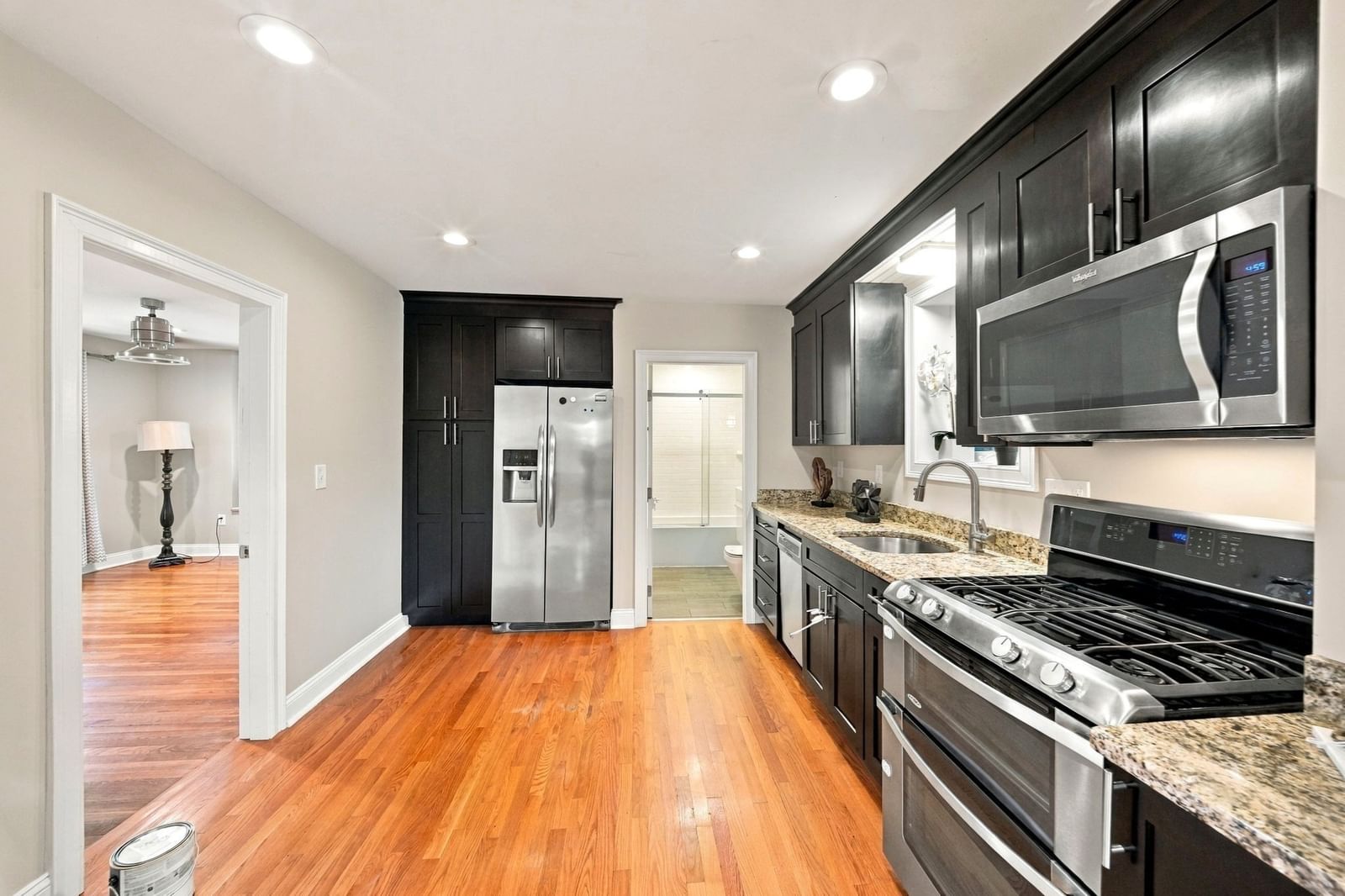 201 Billings St Quincy — Photo 11 of 42