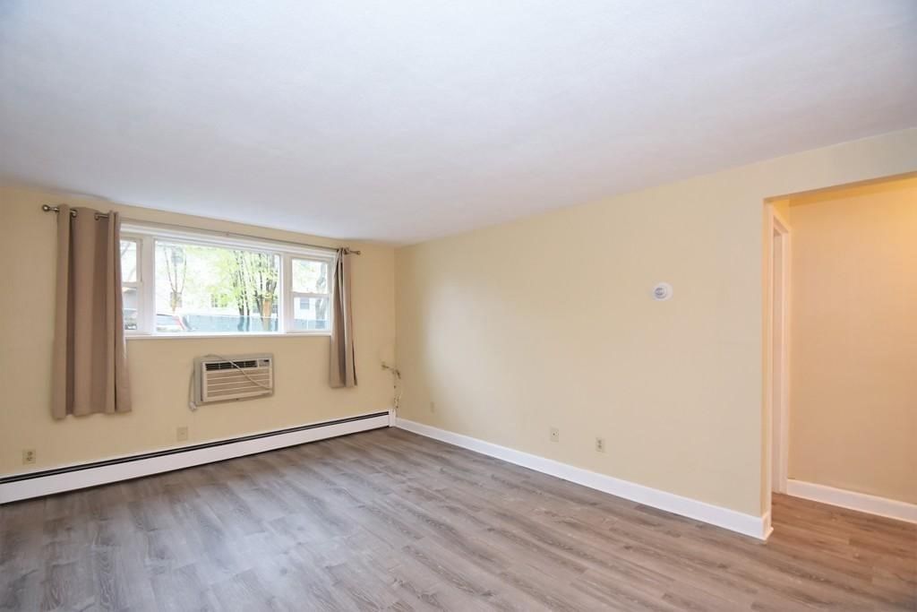 1105 Lexington St #7-3 Waltham — Photo 6 of 12