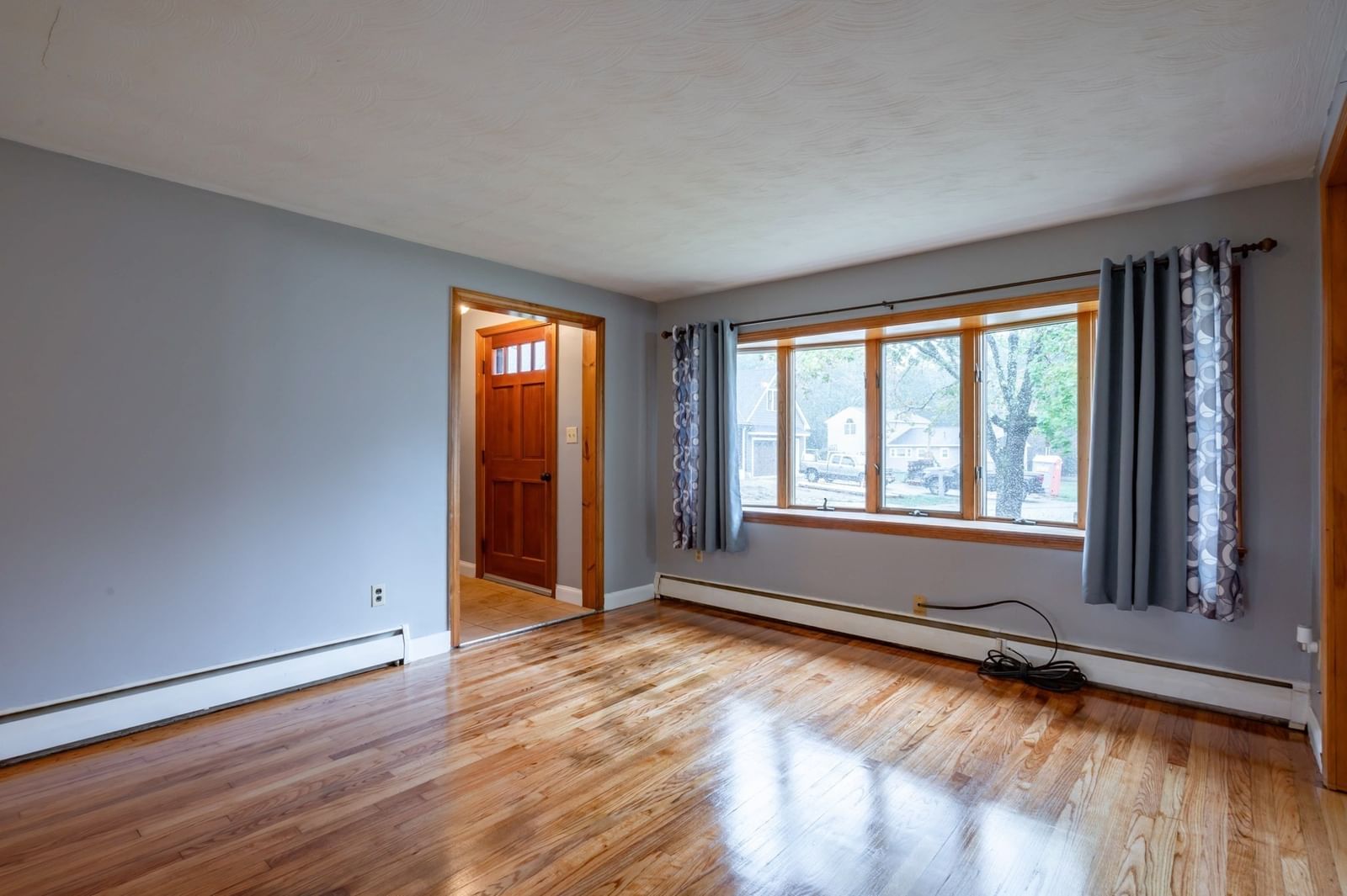 5 Martin Dr Billerica — Photo 11 of 35