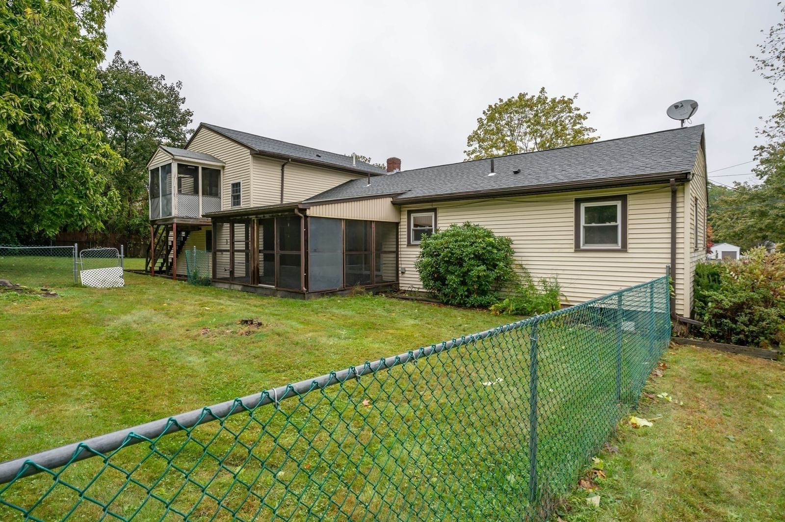 5 Martin Dr Billerica — Photo 28 of 35
