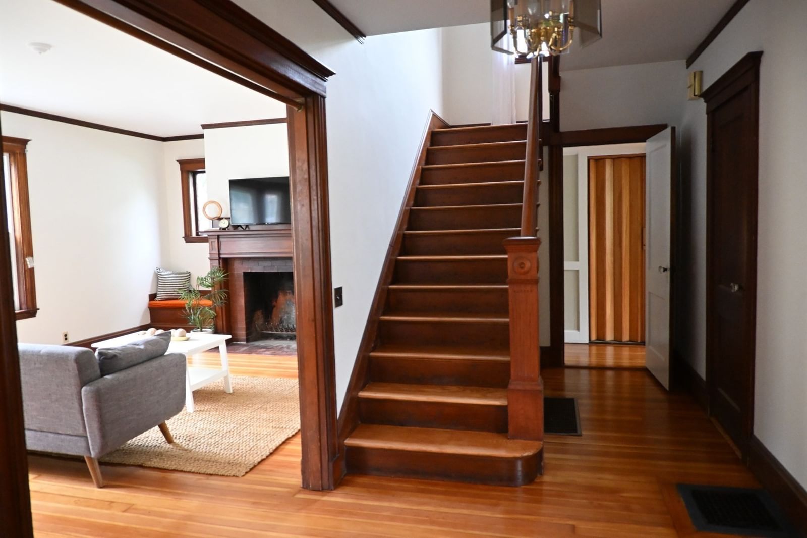 72 Washington St Natick — Photo 4 of 23