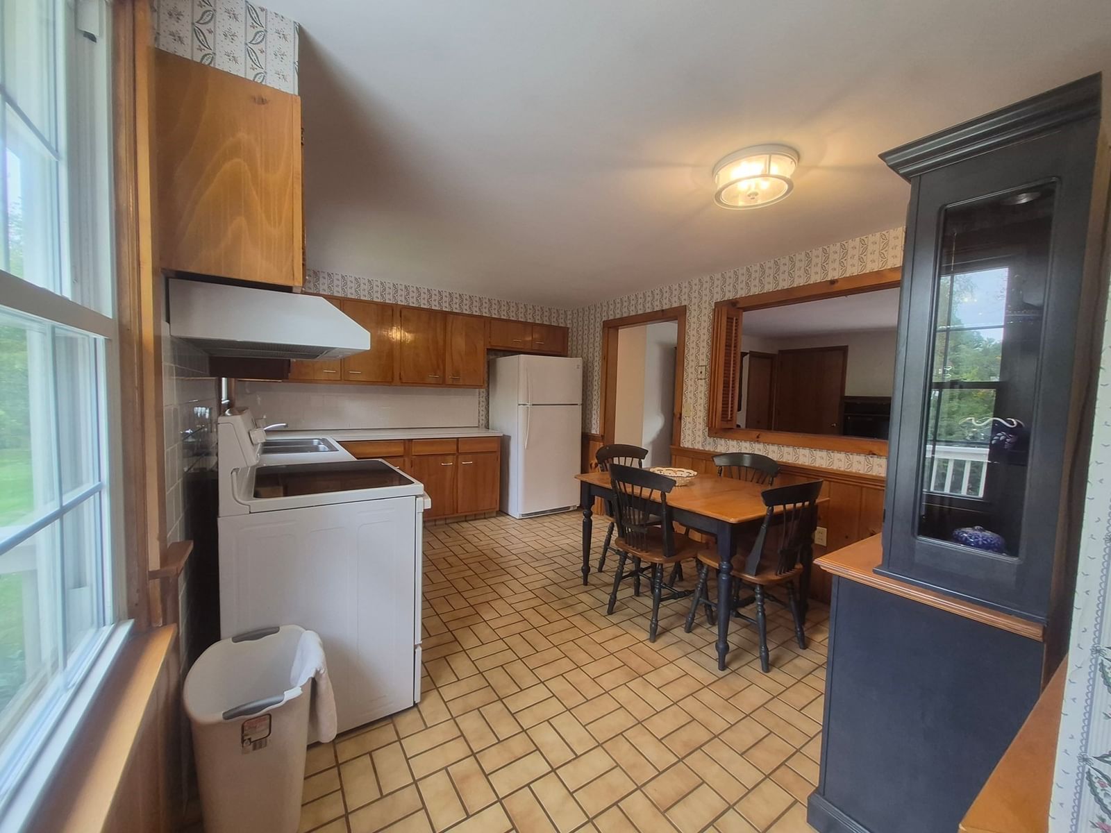 328 Lebanon Hill Rd Southbridge — Photo 3 of 22