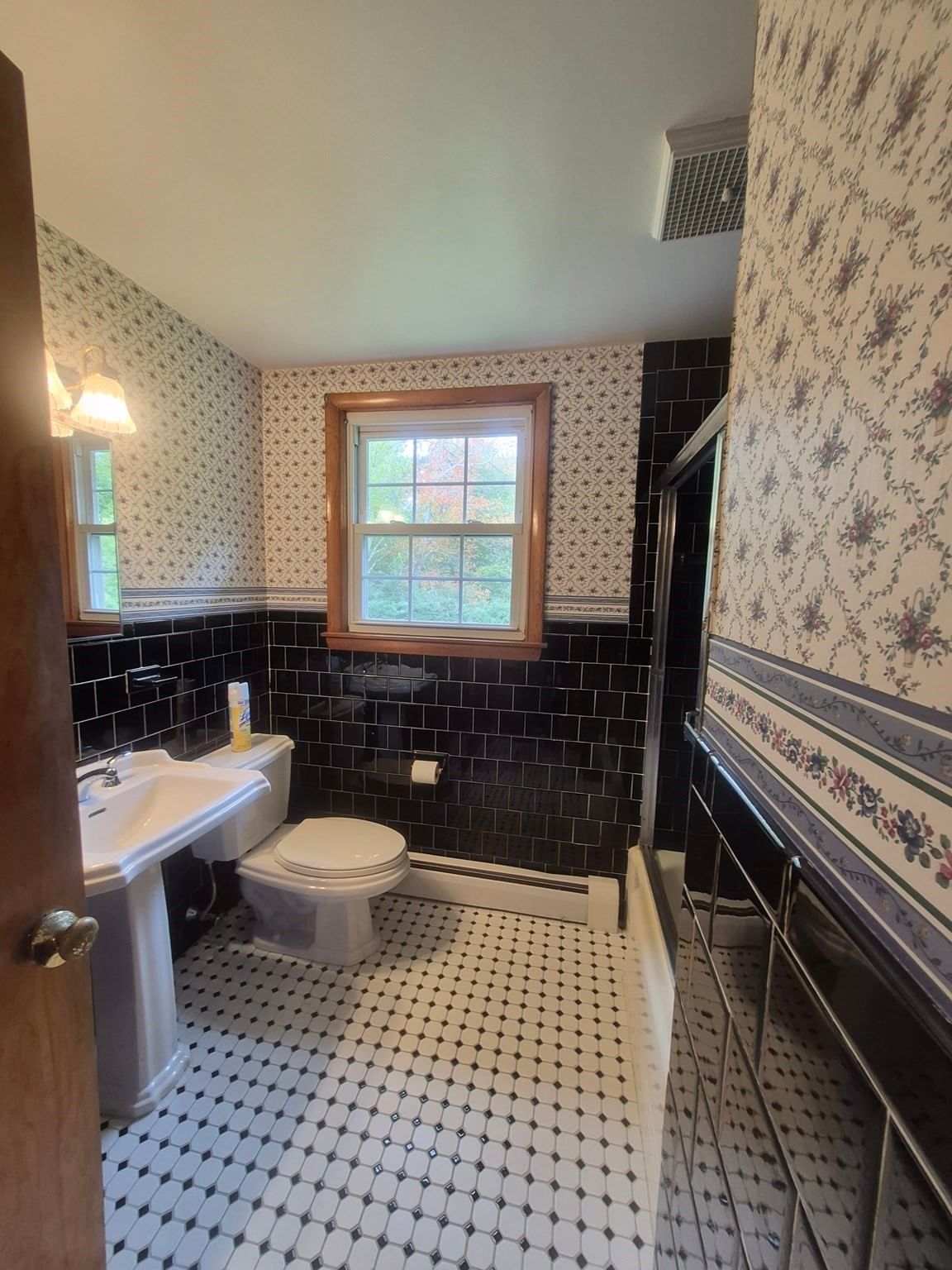 328 Lebanon Hill Rd Southbridge — Photo 8 of 22