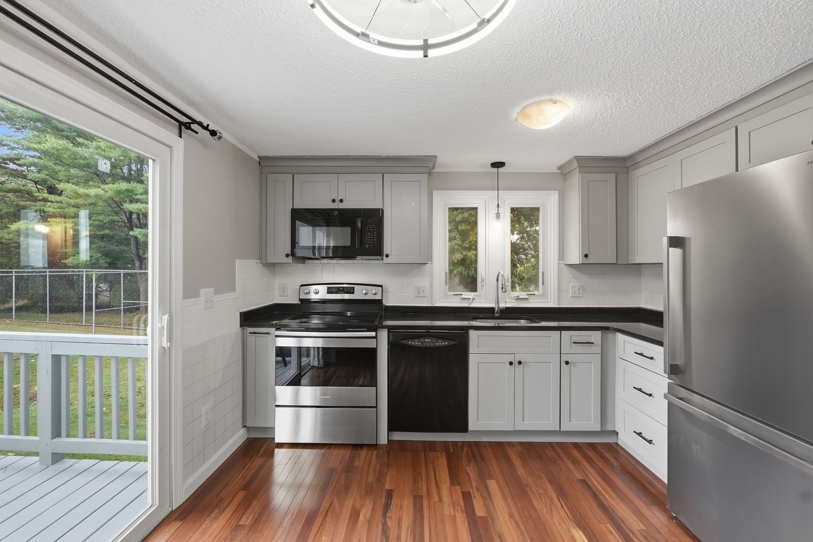 270 Sunderland Rd #45 Worcester — Photo 5 of 27