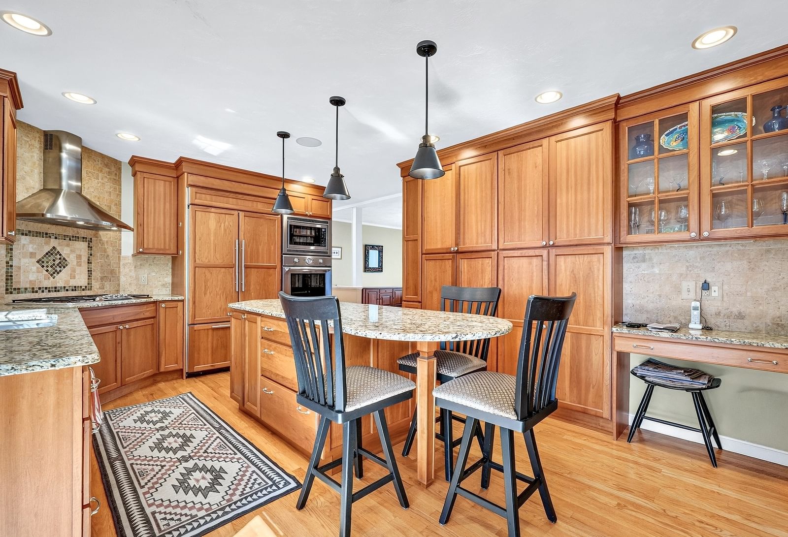 14 Mulberry Ln Canton — Photo 6 of 39