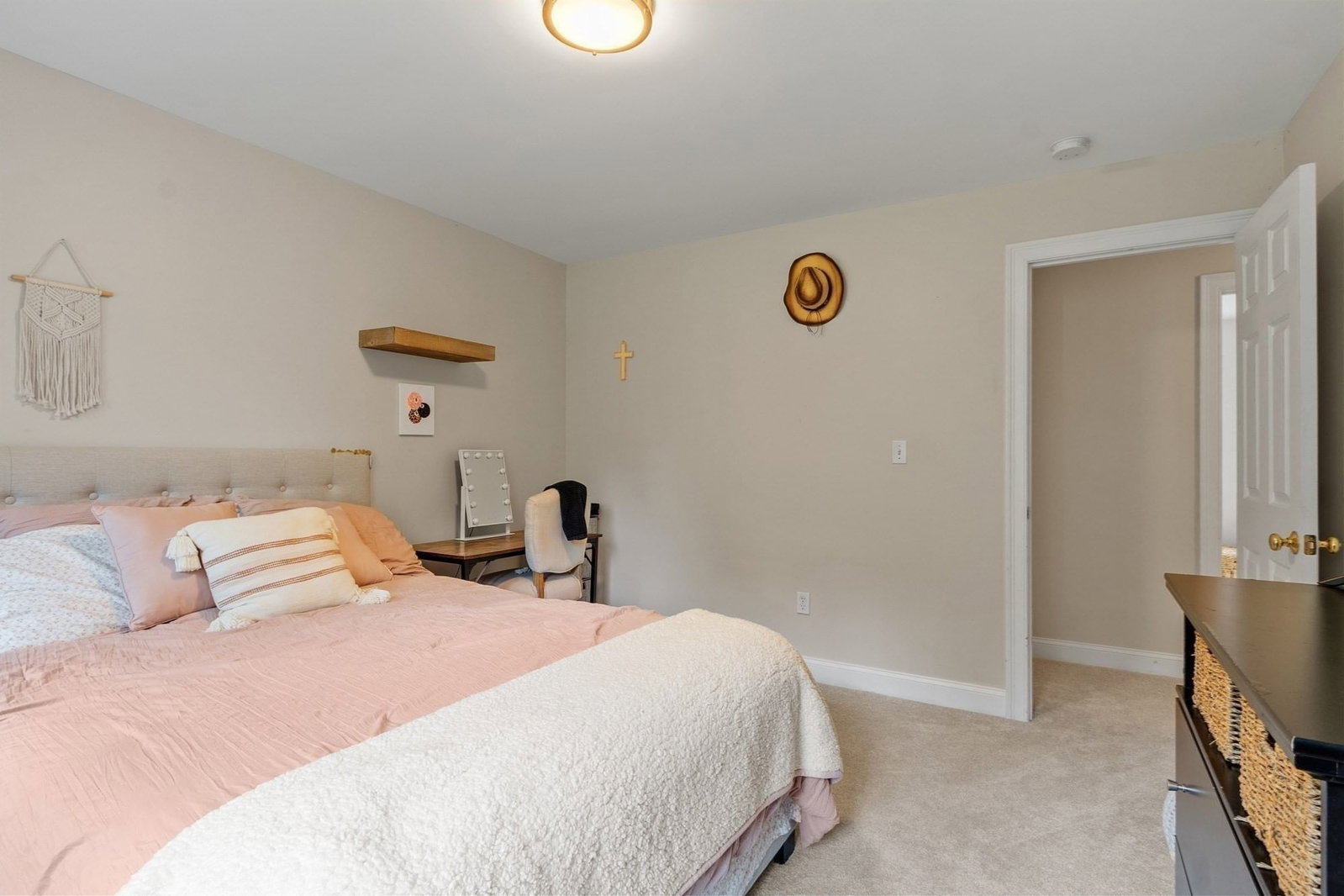 682 Ashburnham Hill Rd Fitchburg — Photo 30 of 39