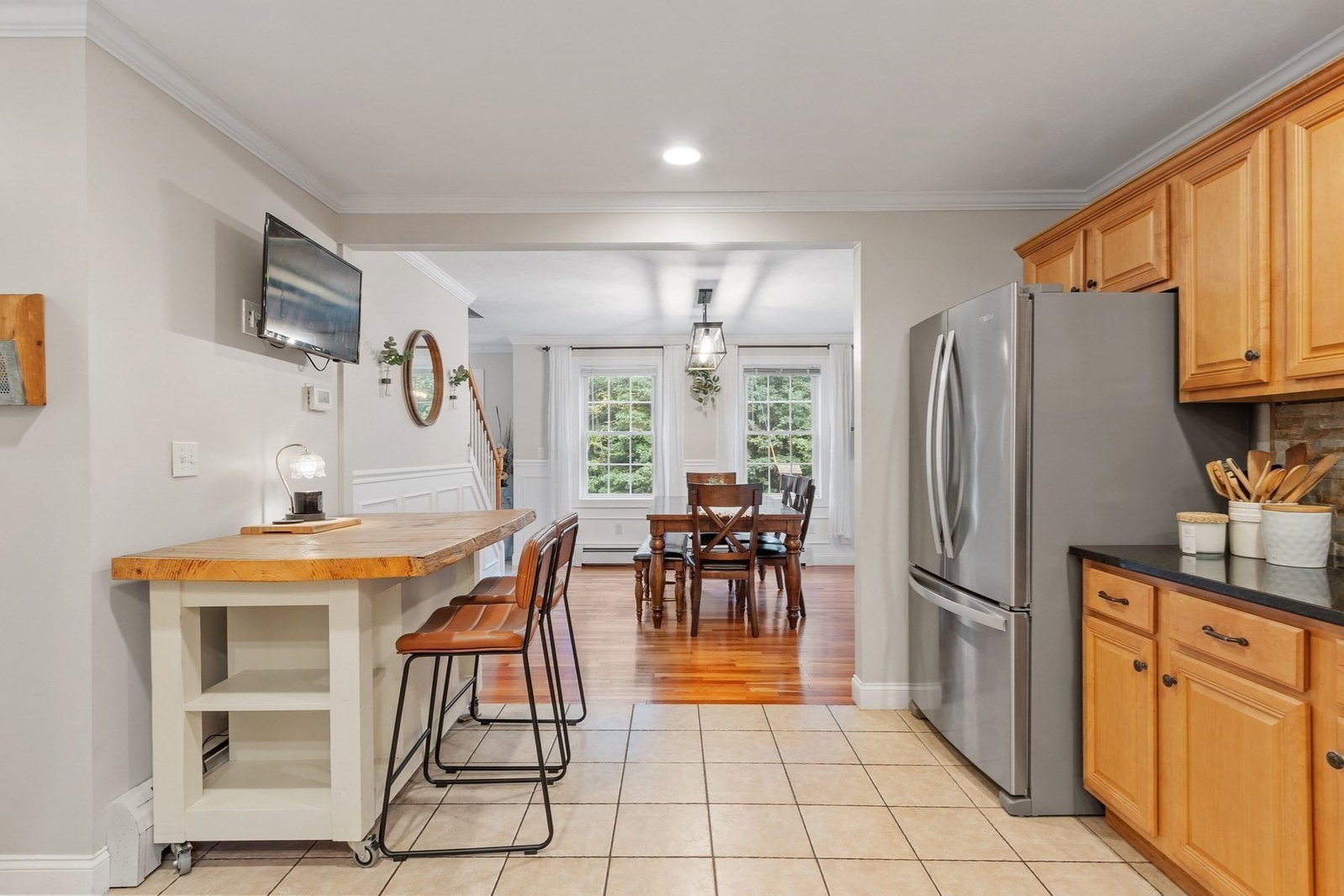 682 Ashburnham Hill Rd Fitchburg — Photo 8 of 39