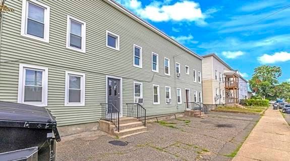 32-34 Joy Street Ludlow — Photo 3 of 17