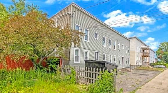 32-34 Joy Street Ludlow — Photo 4 of 17