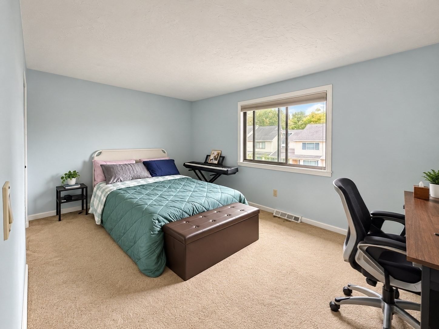 1002 Pleasant #10 Weymouth — Photo 12 of 21