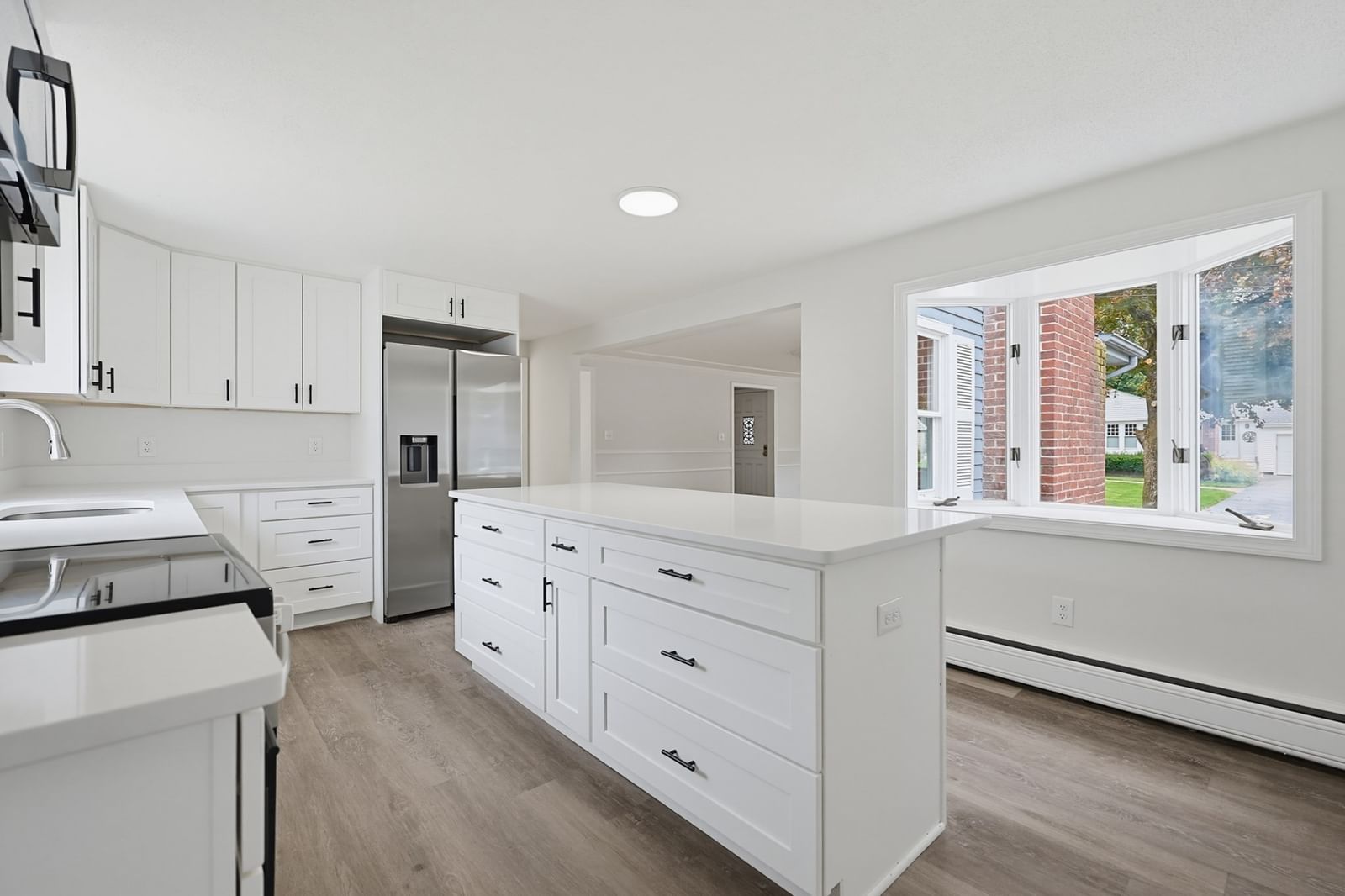 16 Westmont Cir Shrewsbury — Photo 11 of 41