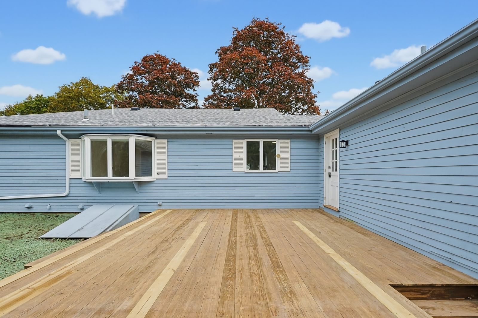 16 Westmont Cir Shrewsbury — Photo 16 of 41