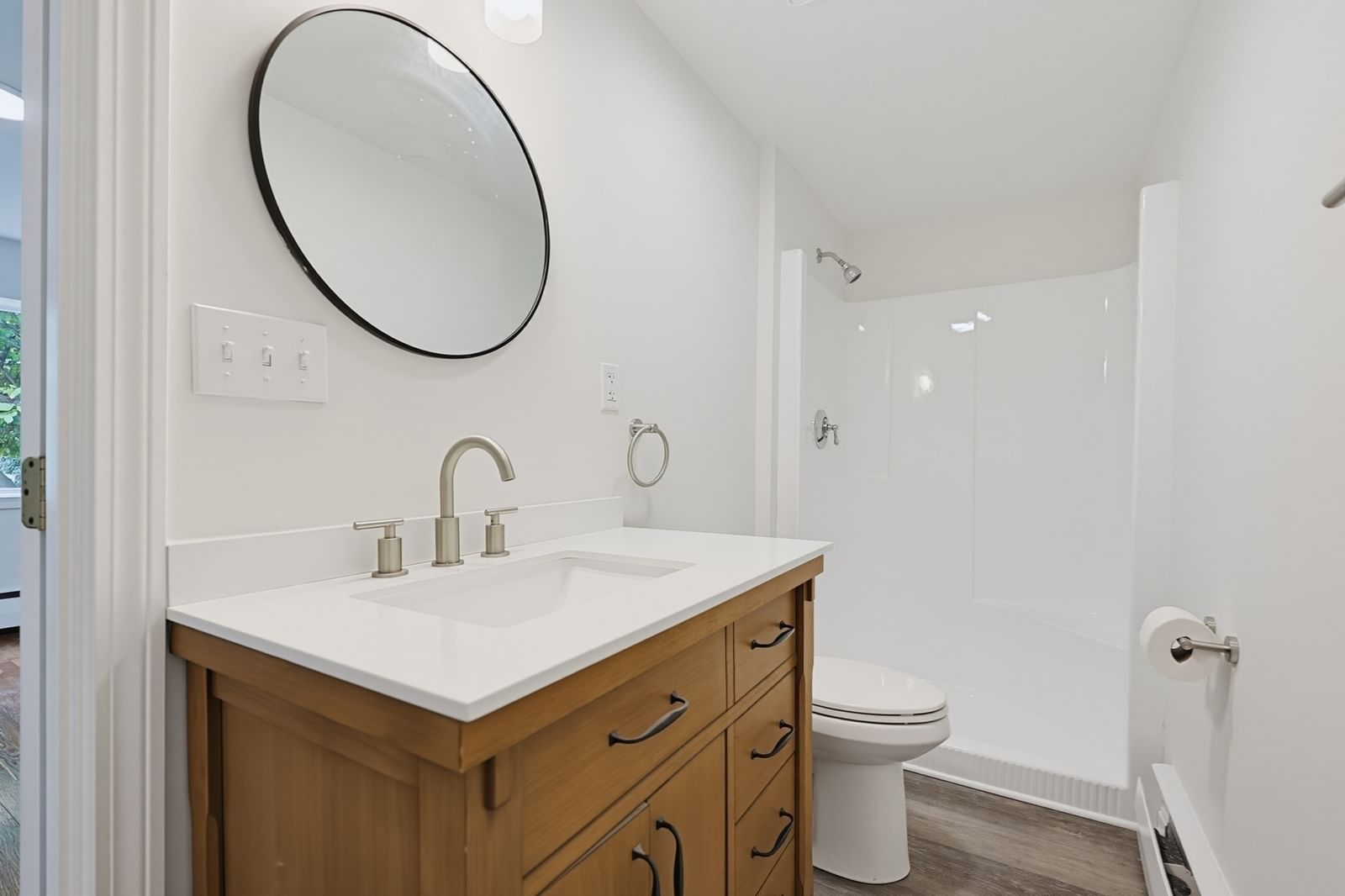 16 Westmont Cir Shrewsbury — Photo 17 of 41