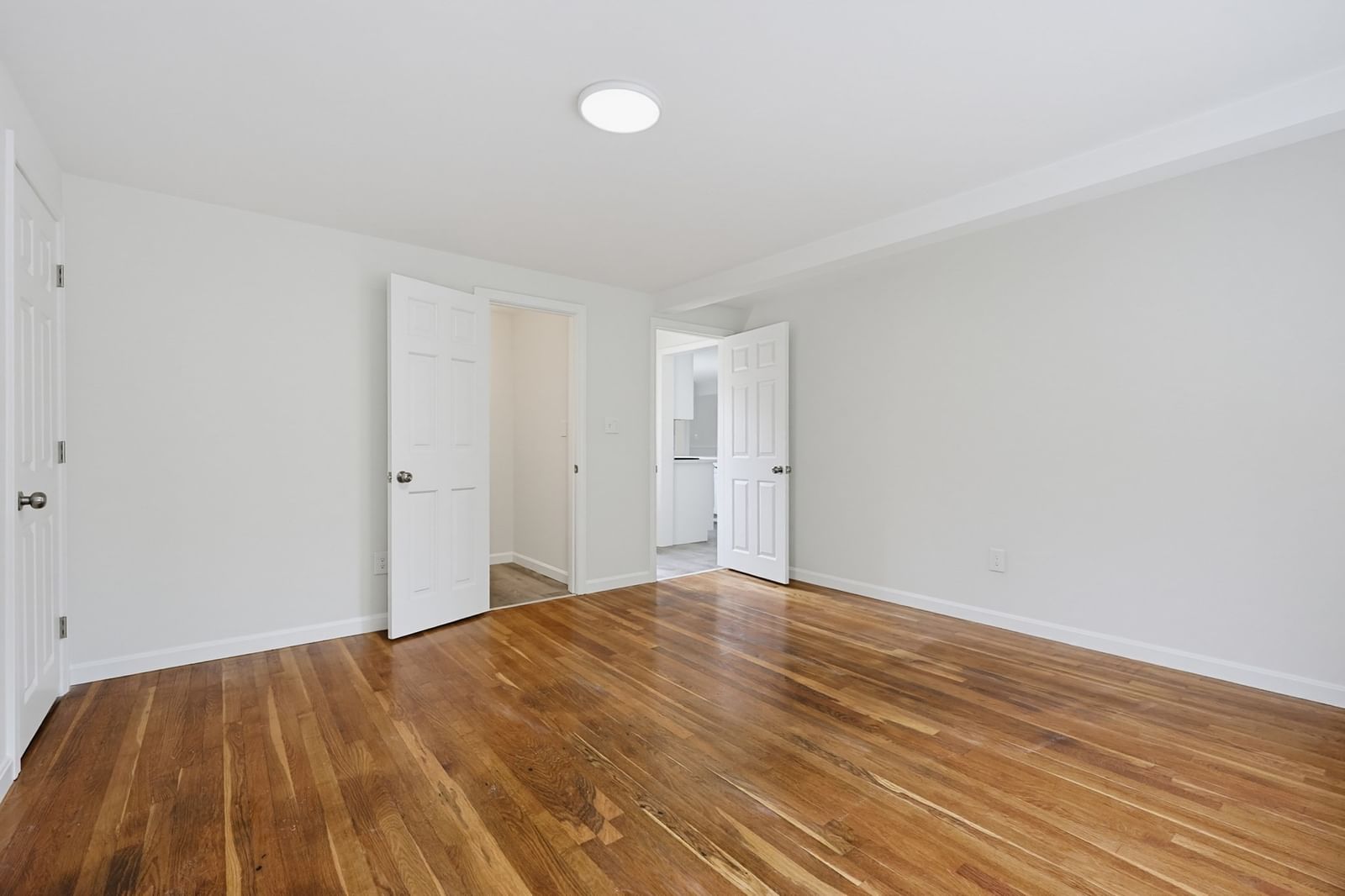 16 Westmont Cir Shrewsbury — Photo 18 of 41