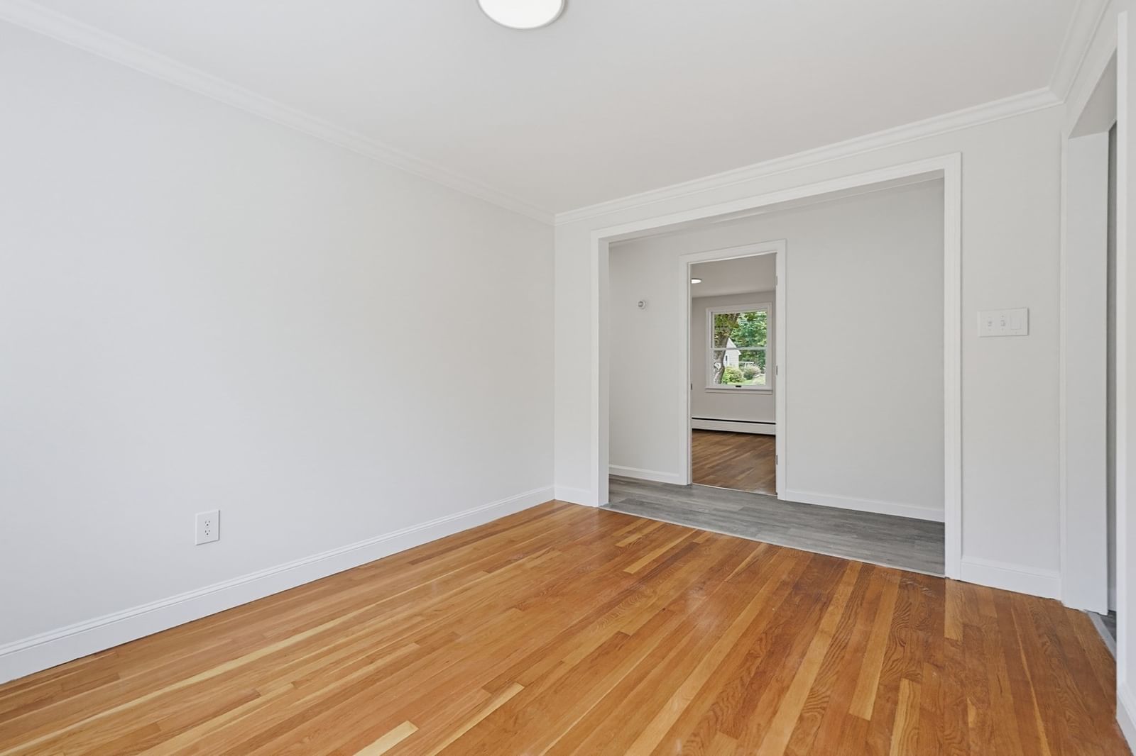 16 Westmont Cir Shrewsbury — Photo 19 of 41