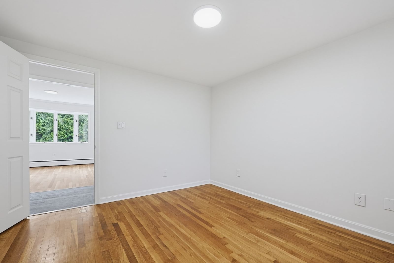 16 Westmont Cir Shrewsbury — Photo 20 of 41