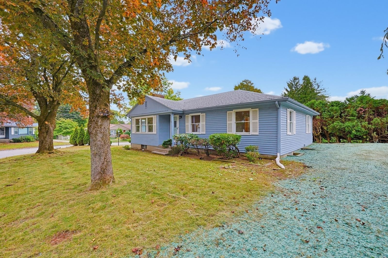 16 Westmont Cir Shrewsbury — Photo 40 of 41