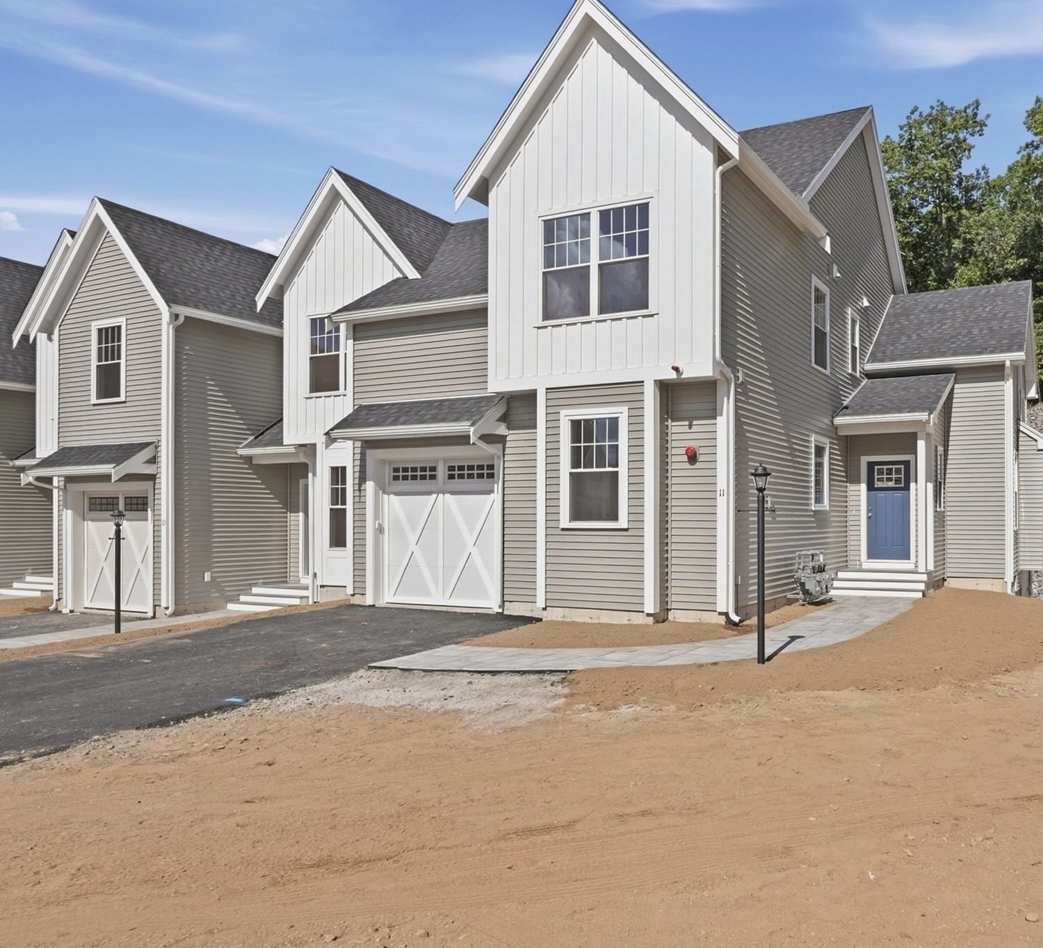 Property at 11 Caspian Circle #11, Woburn, MA 01801