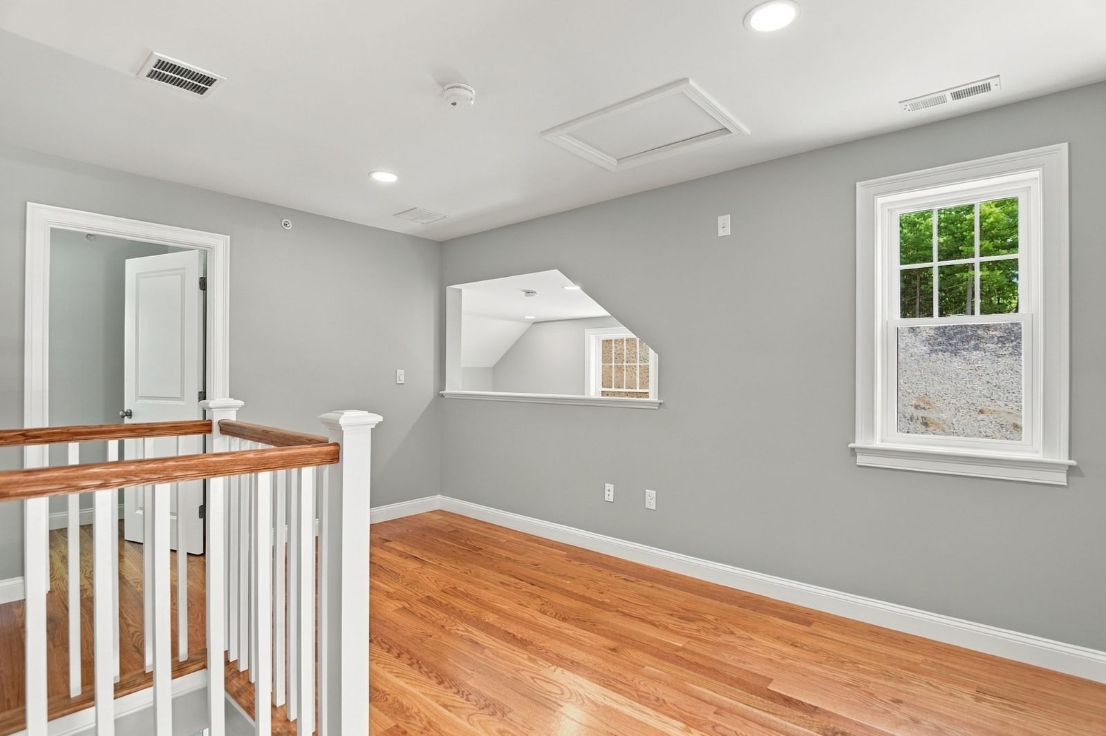 11 Caspian Circle #11 Woburn — Photo 14 of 37