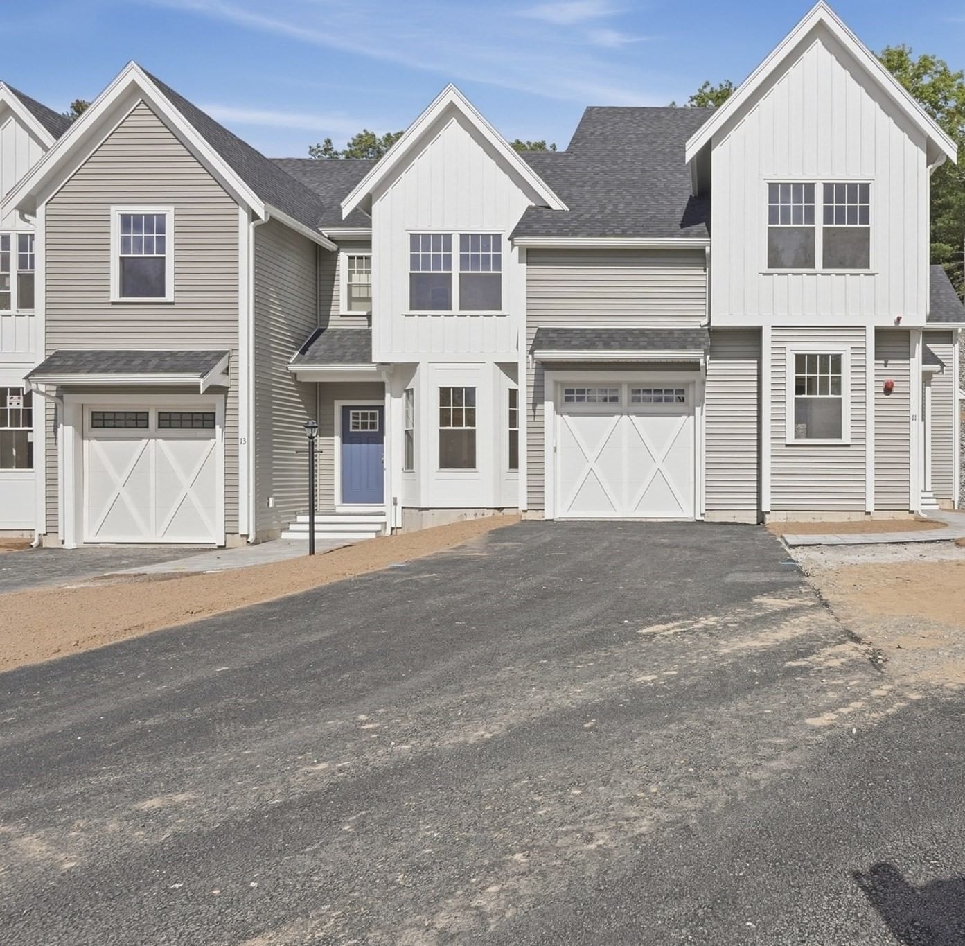 11 Caspian Circle #11 Woburn — Photo 2 of 37