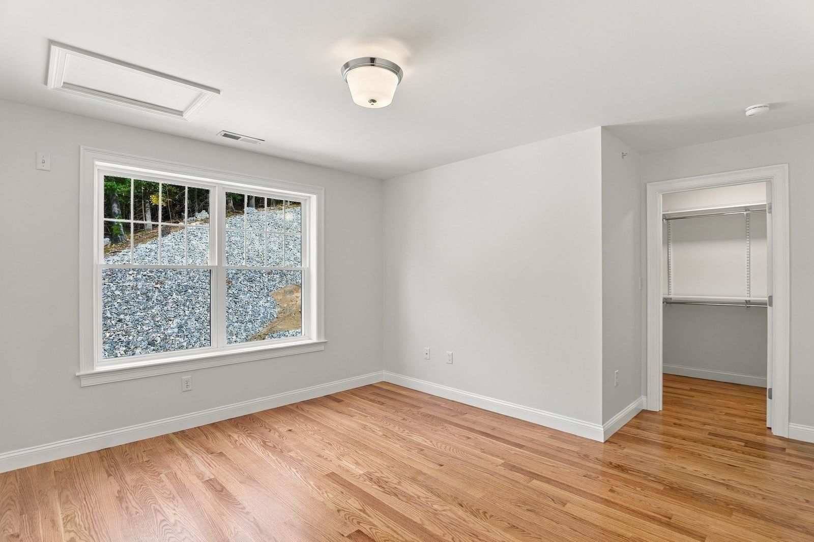 11 Caspian Circle #11 Woburn — Photo 24 of 37