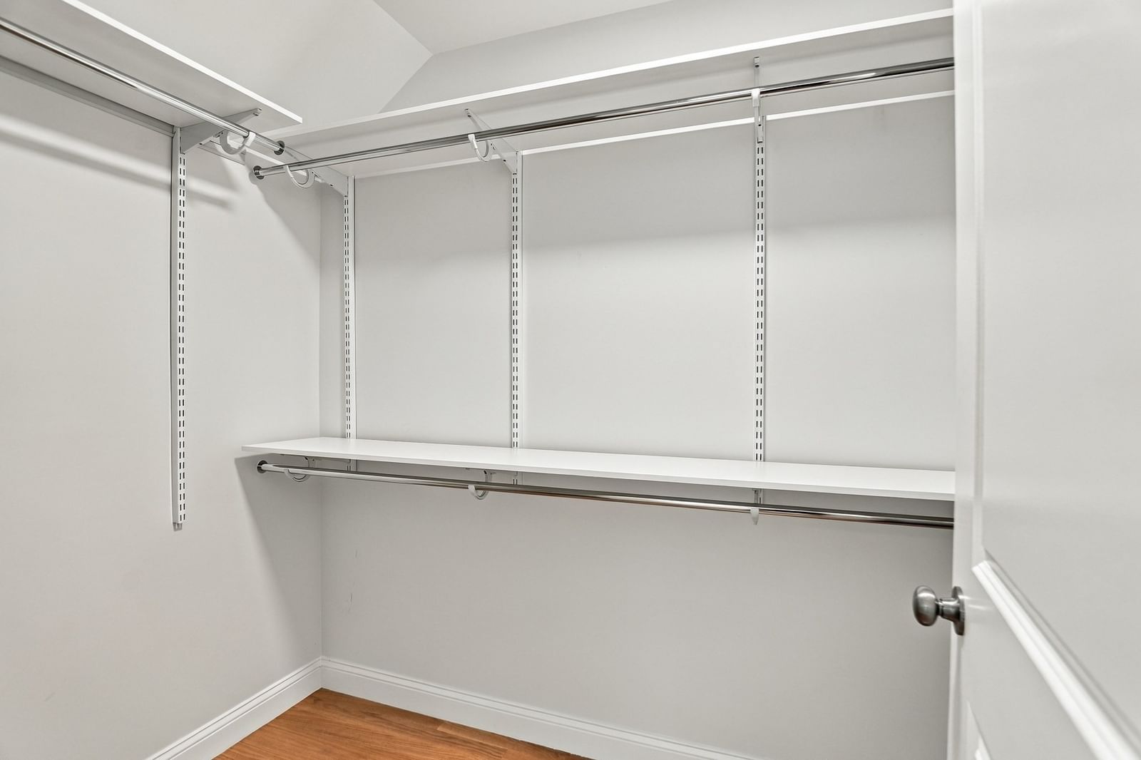 11 Caspian Circle #11 Woburn — Photo 26 of 37