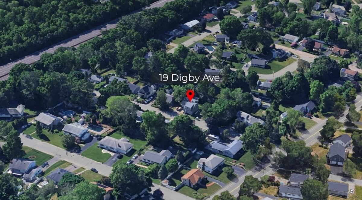 19 Digby Ave Brockton — Photo 2 of 38