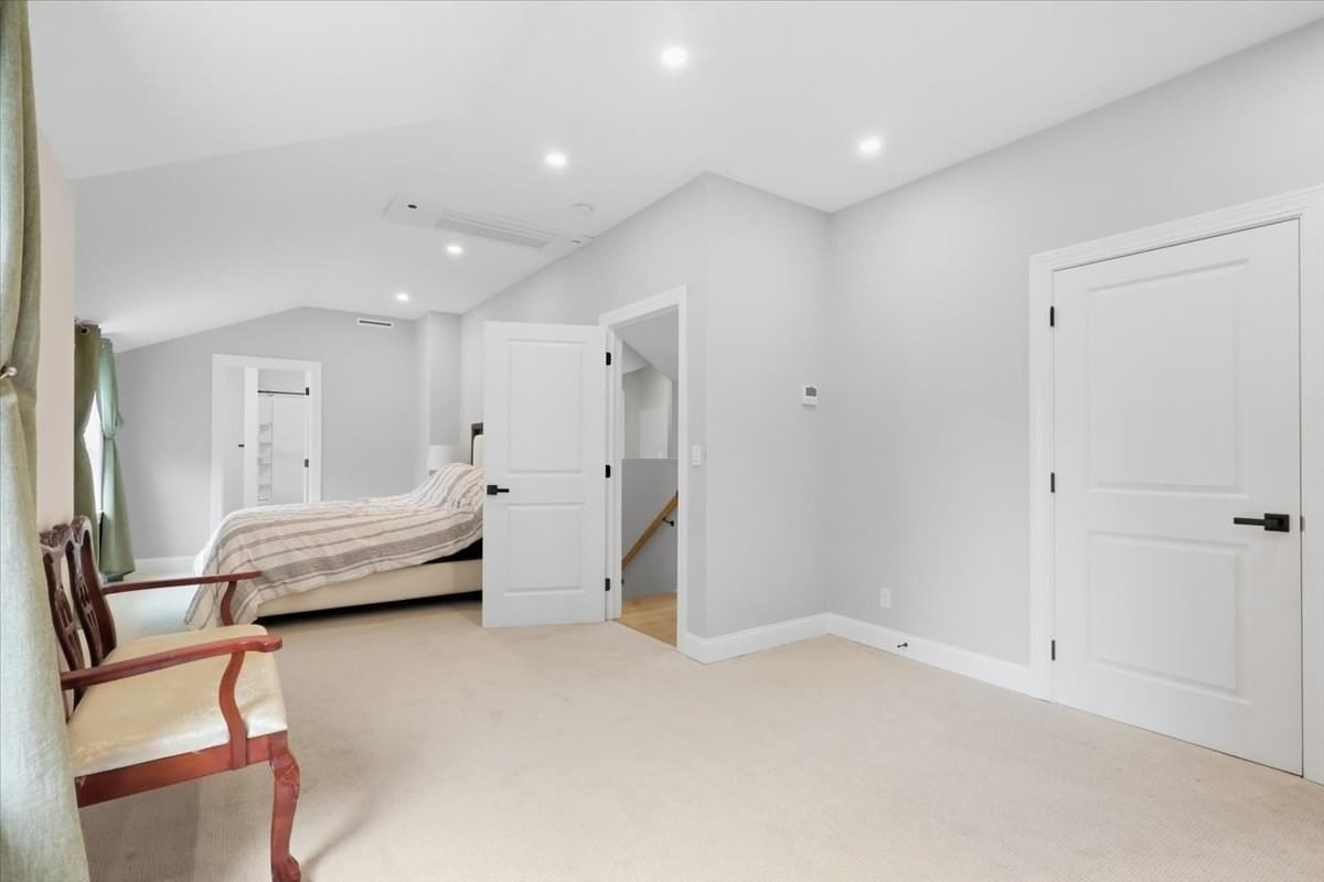 19 Digby Ave Brockton — Photo 24 of 38