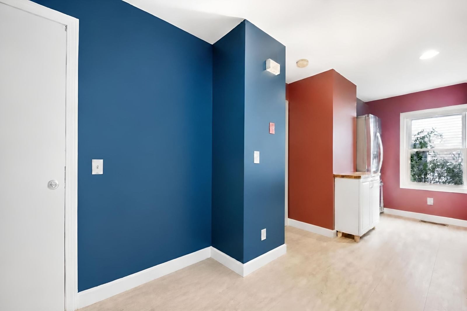9 Walnut St #B Northampton — Photo 10 of 26