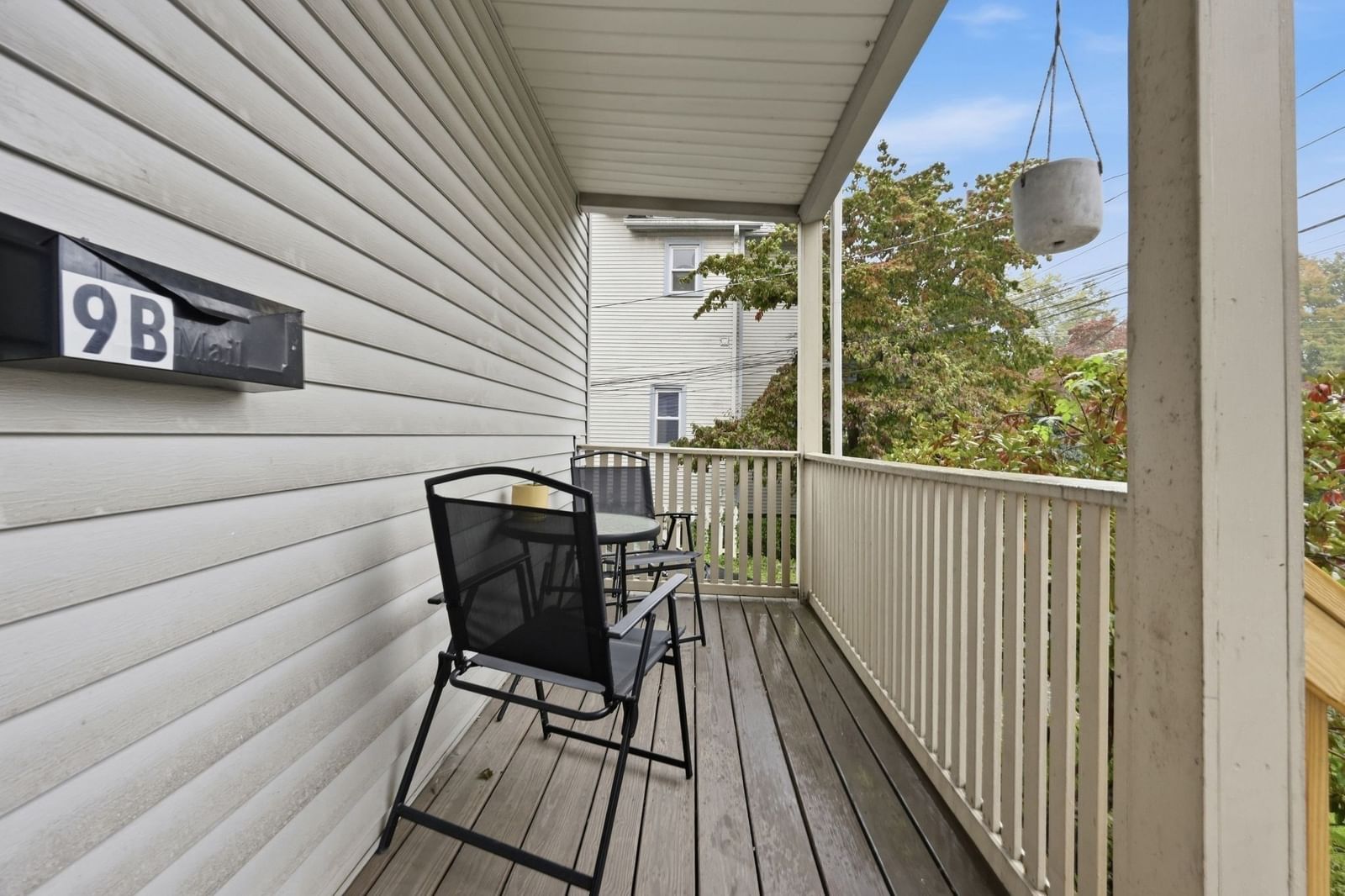 9 Walnut St #B Northampton — Photo 20 of 26