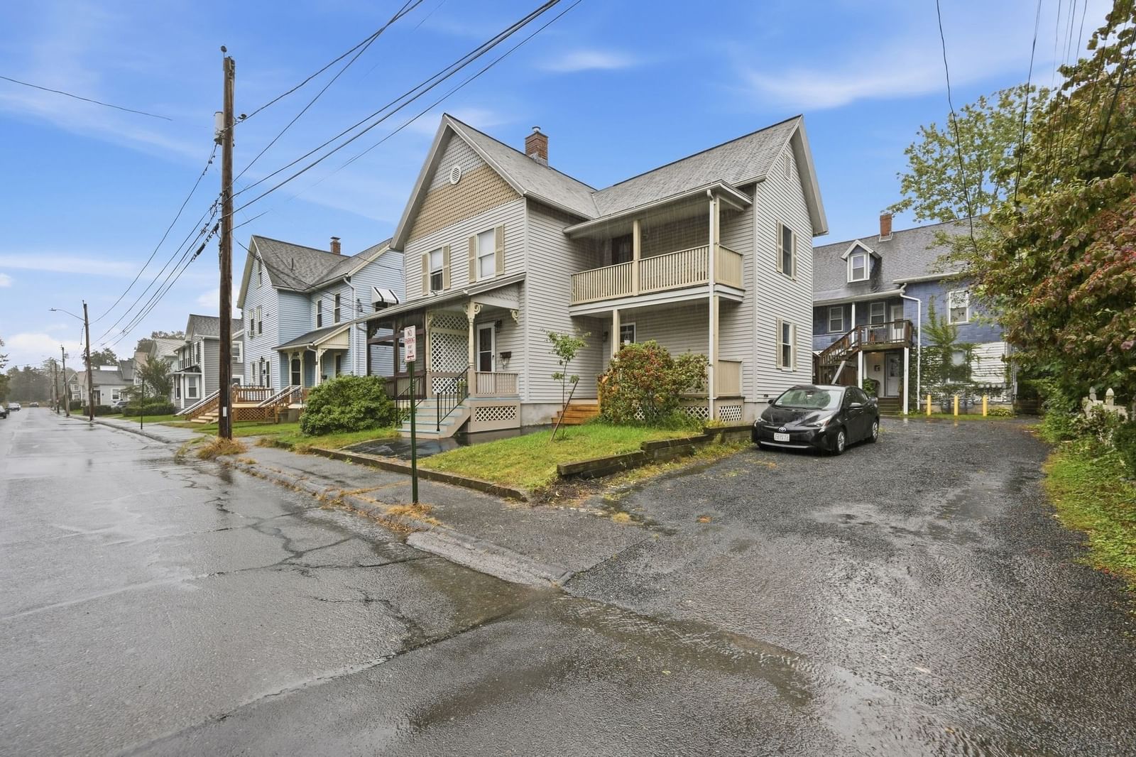 9 Walnut St #B Northampton — Photo 25 of 26