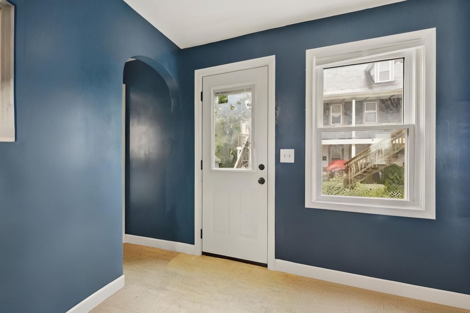 9 Walnut St #B Northampton — Photo 5 of 26