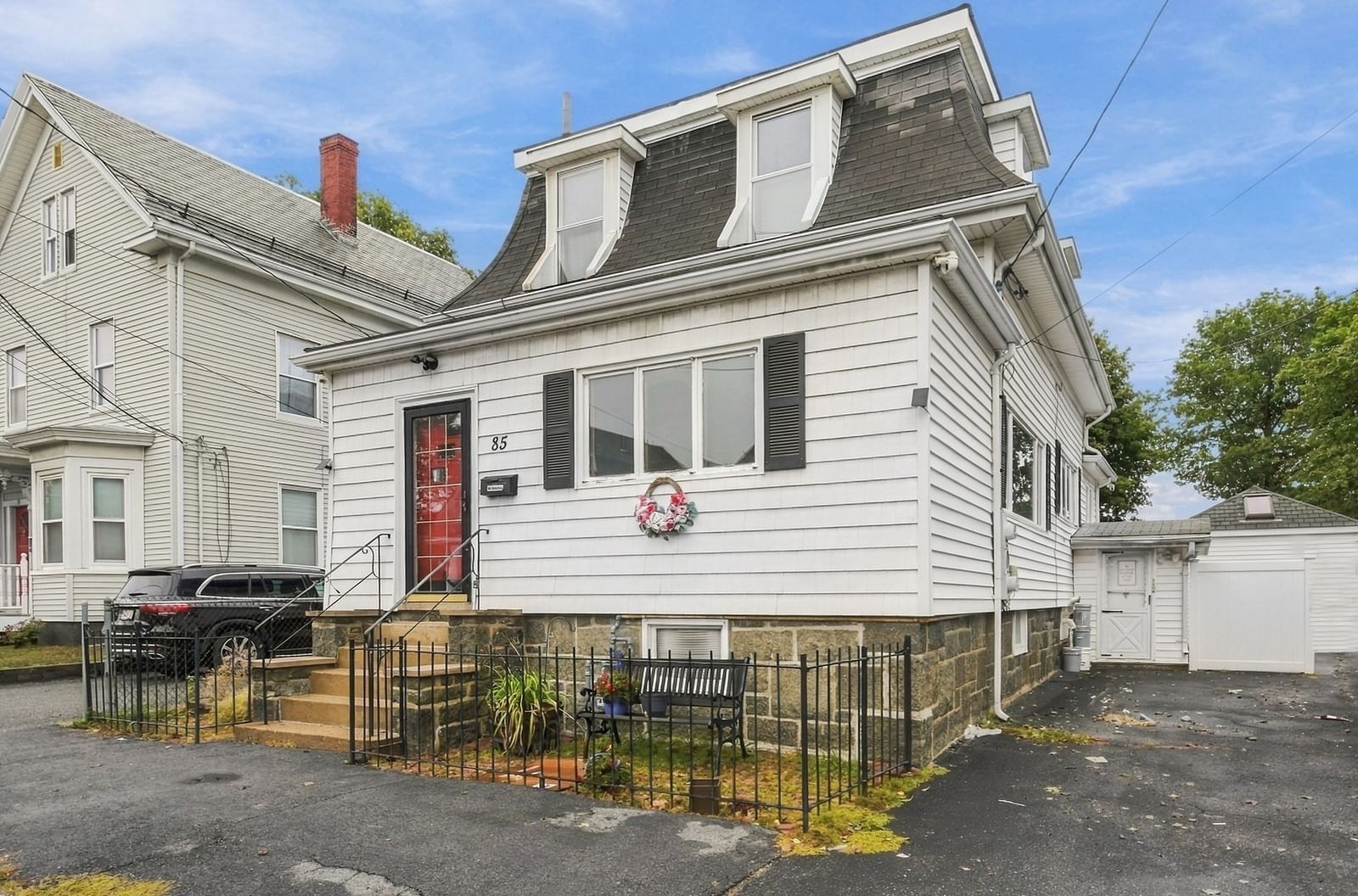 Property at 85 Pine St, Swampscott, MA 01907