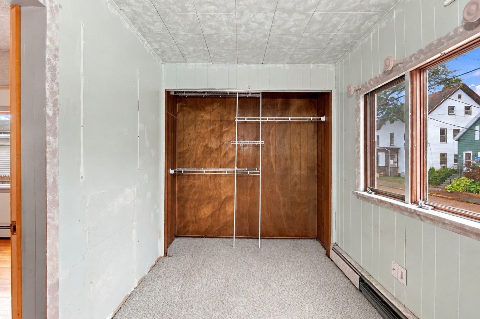 85 Pine St Swampscott — Photo 7 of 38