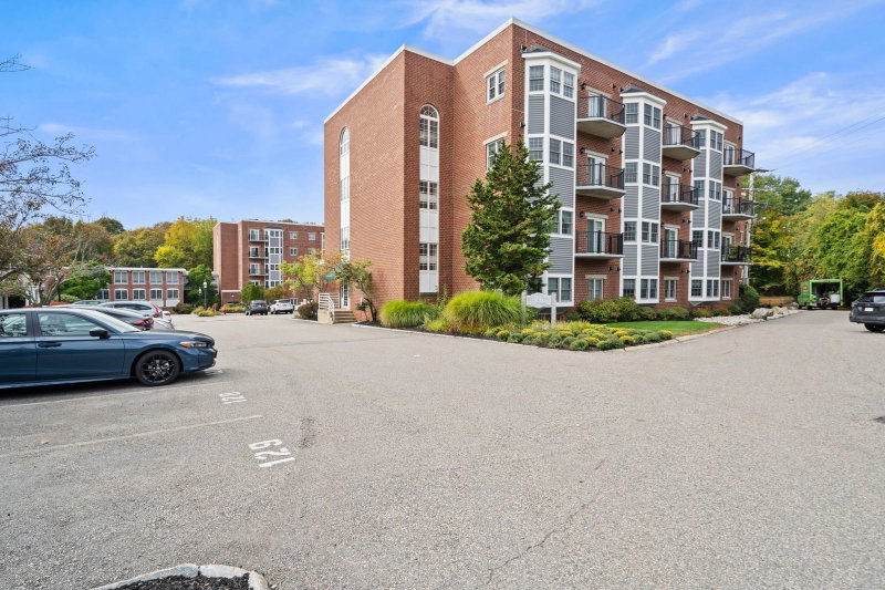 148 Main St Unit C439
