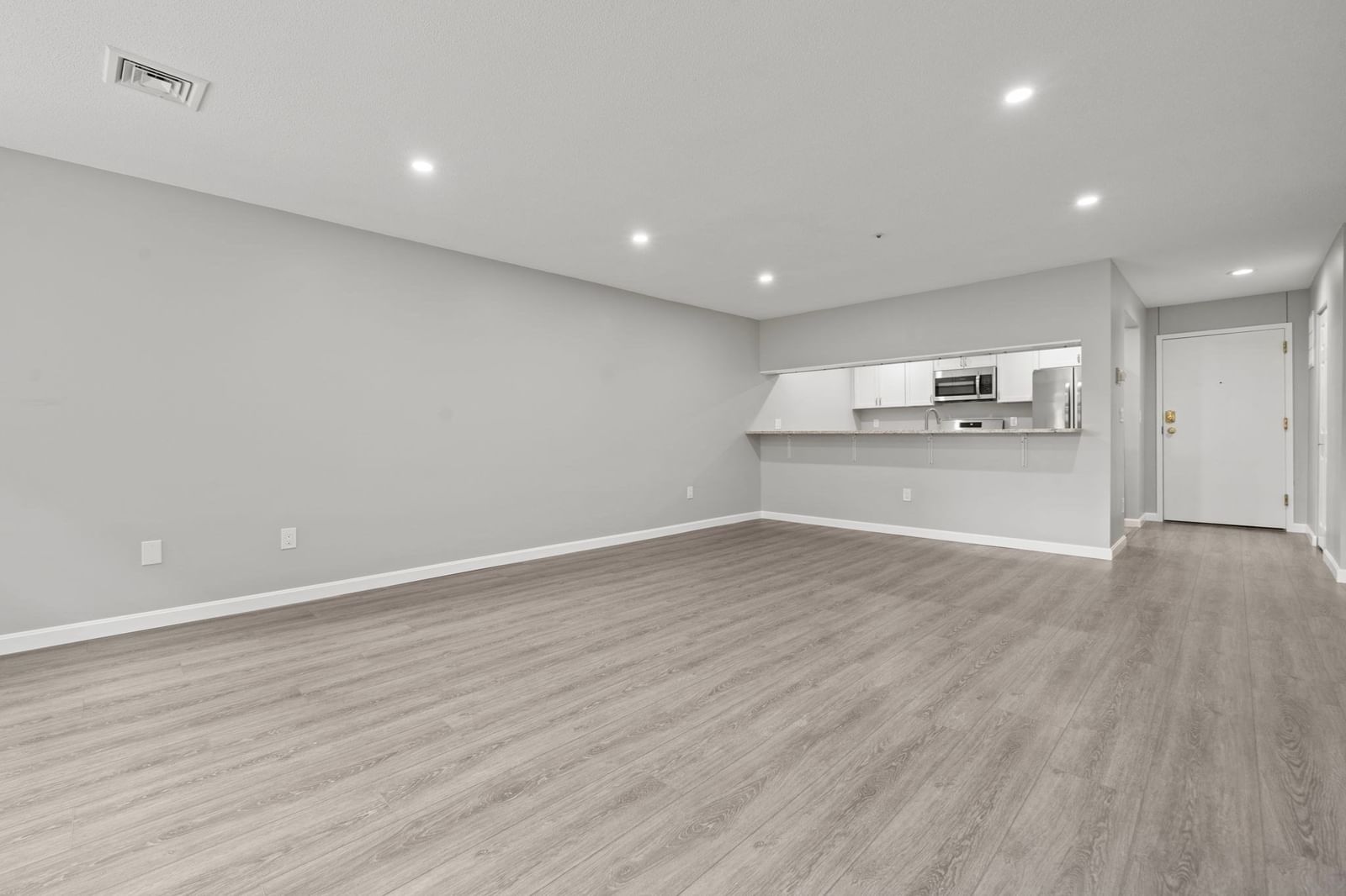 148 Main St #C439 North Andover — Photo 11 of 41