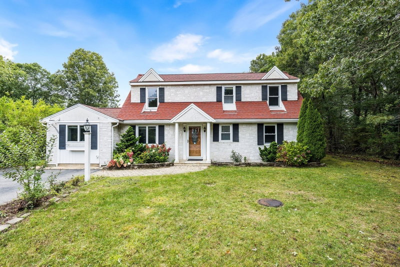 9 E Harbor Cir