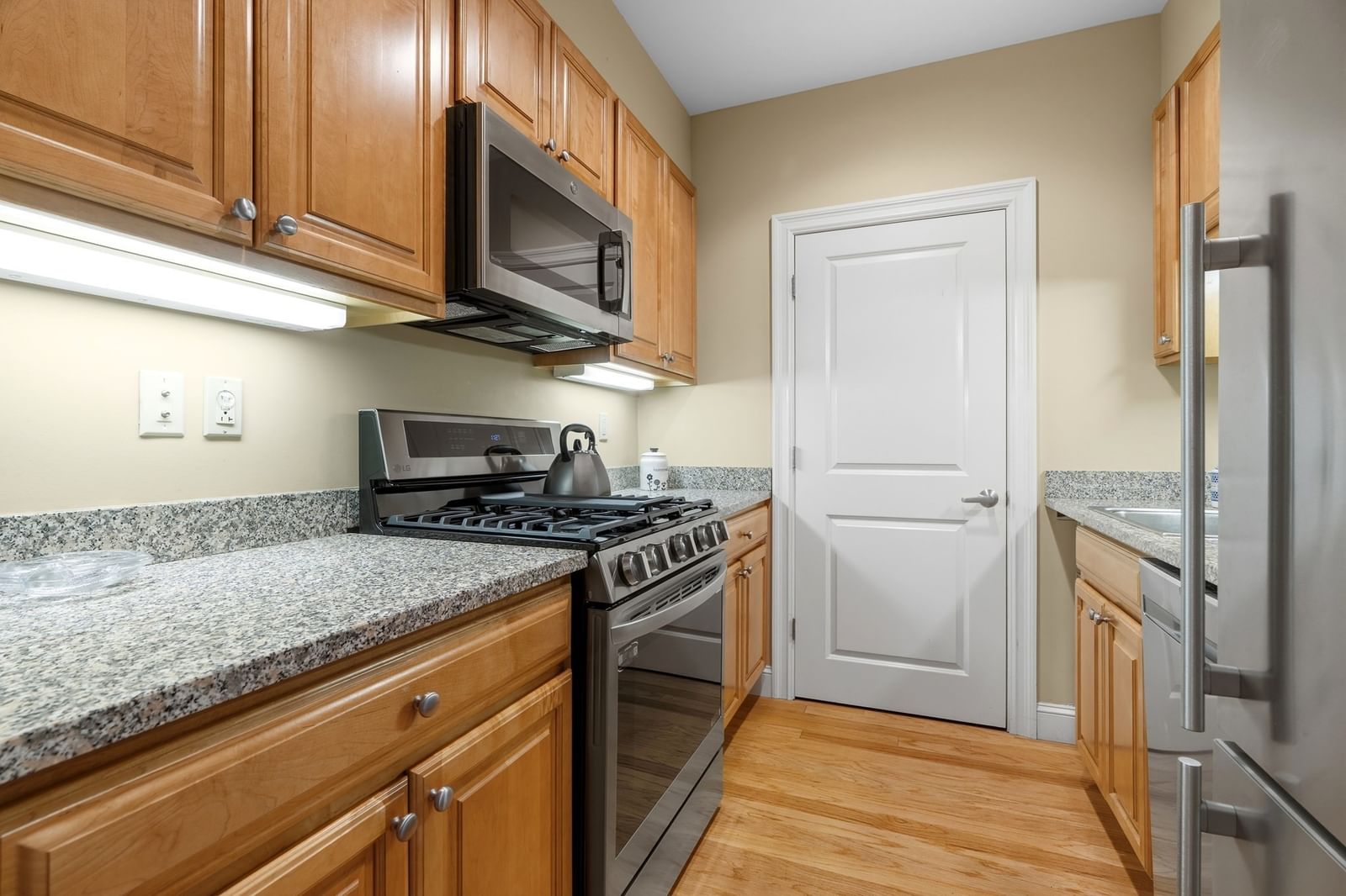 1723 Washington St #410 Boston — Photo 10 of 22