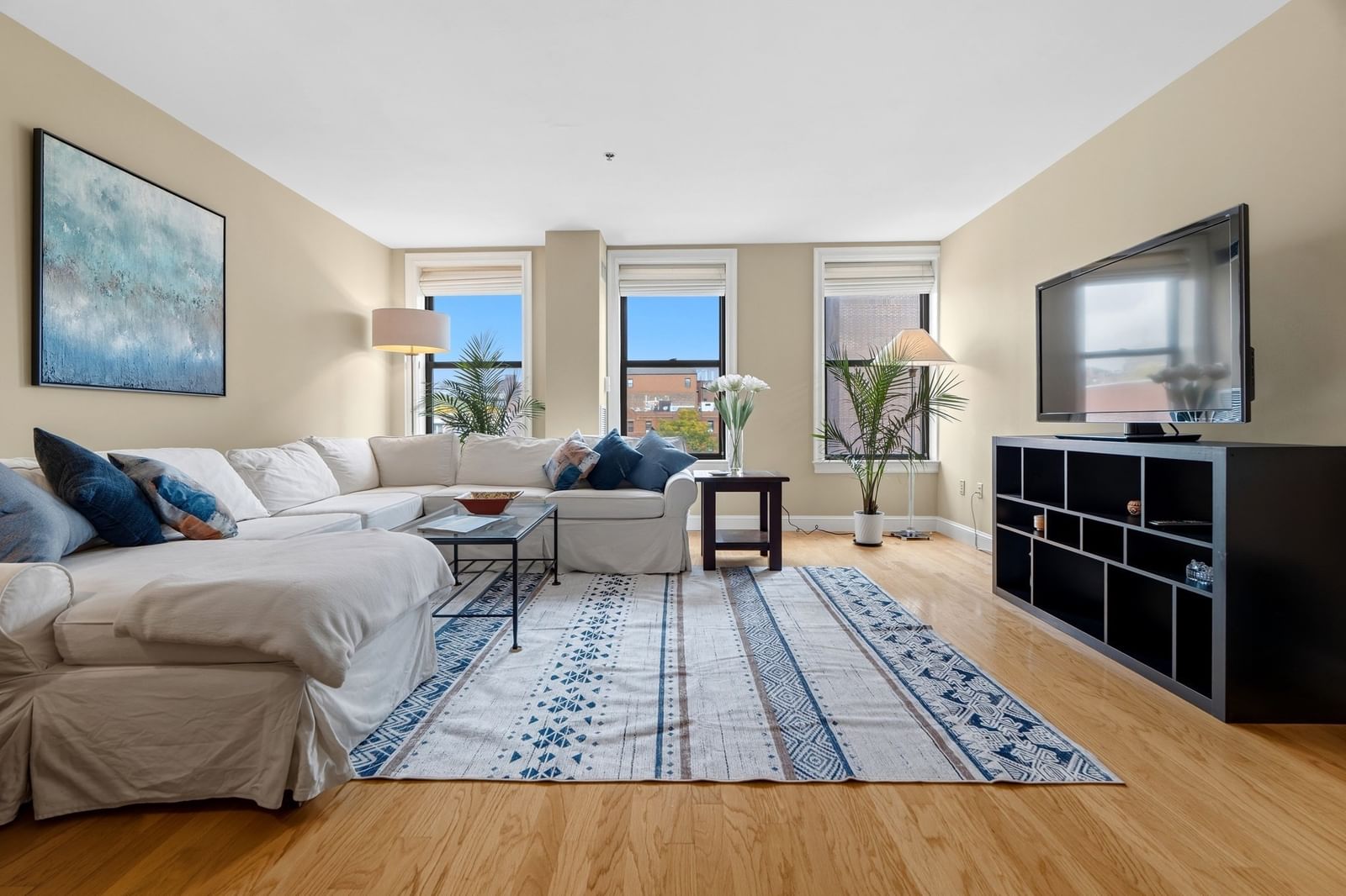 1723 Washington St #410 Boston — Photo 2 of 22