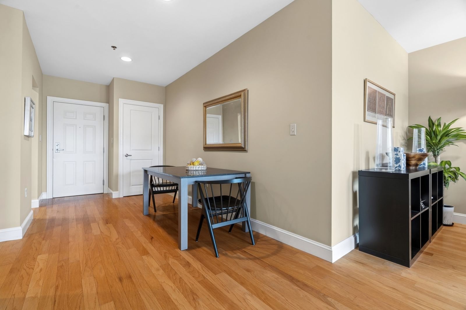 1723 Washington St #410 Boston — Photo 6 of 22