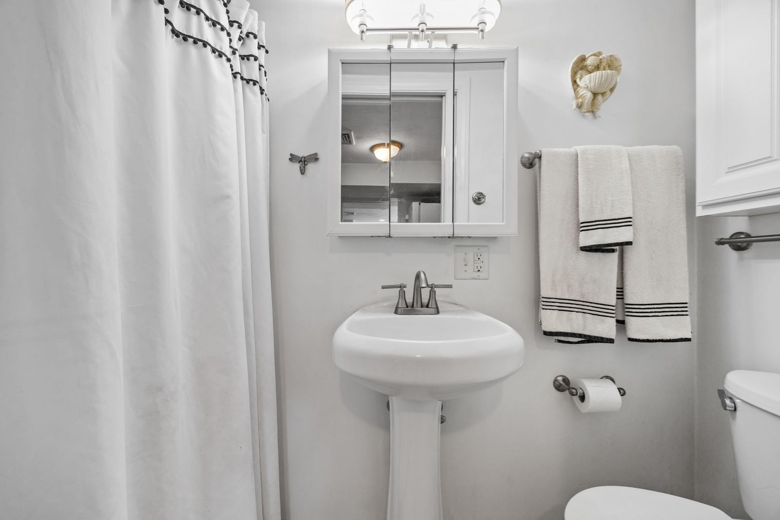 197 Roxy Cahoon Rd Plymouth — Photo 30 of 42