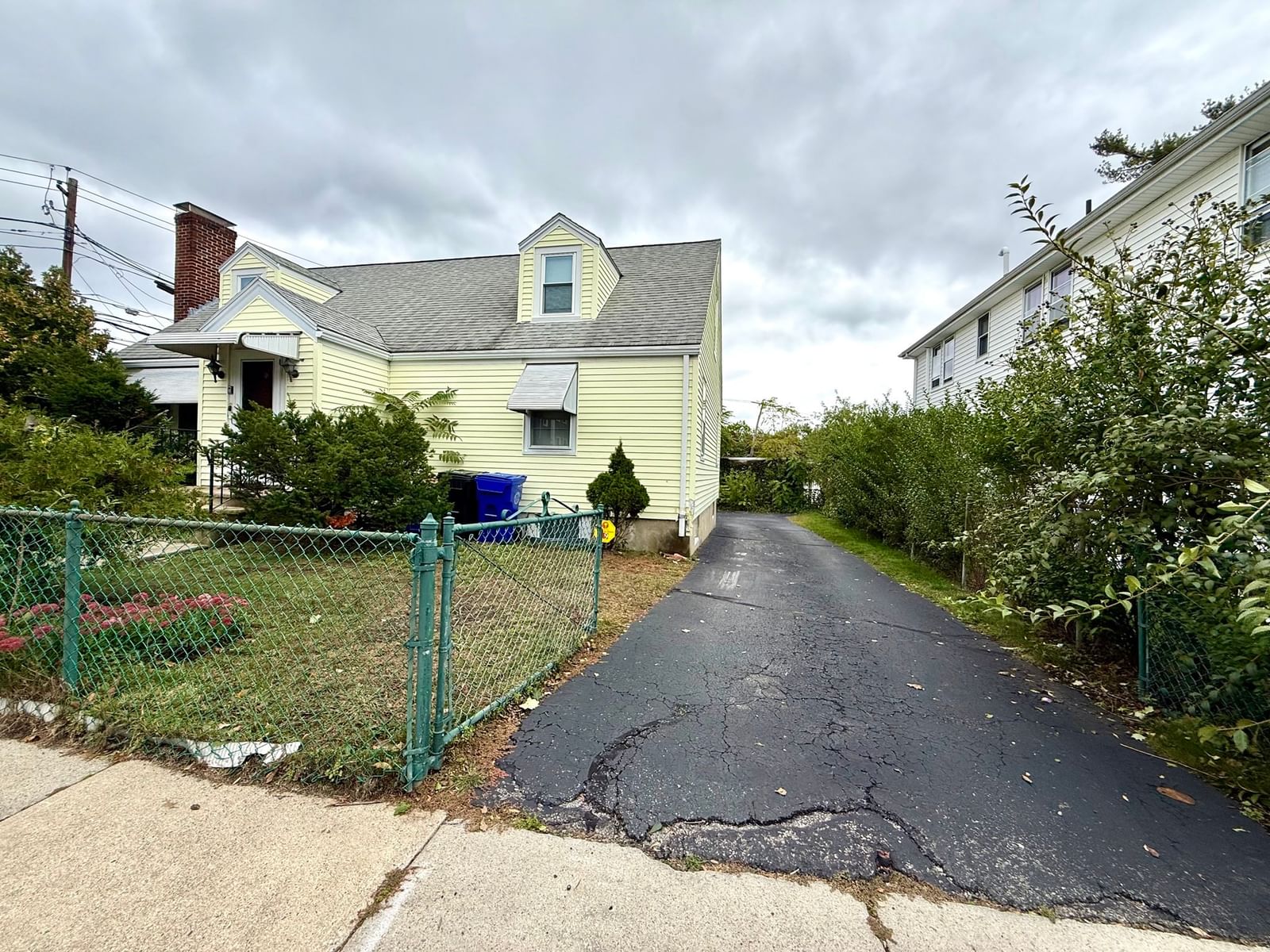 19 Brookdale Rd Arlington — Photo 11 of 18