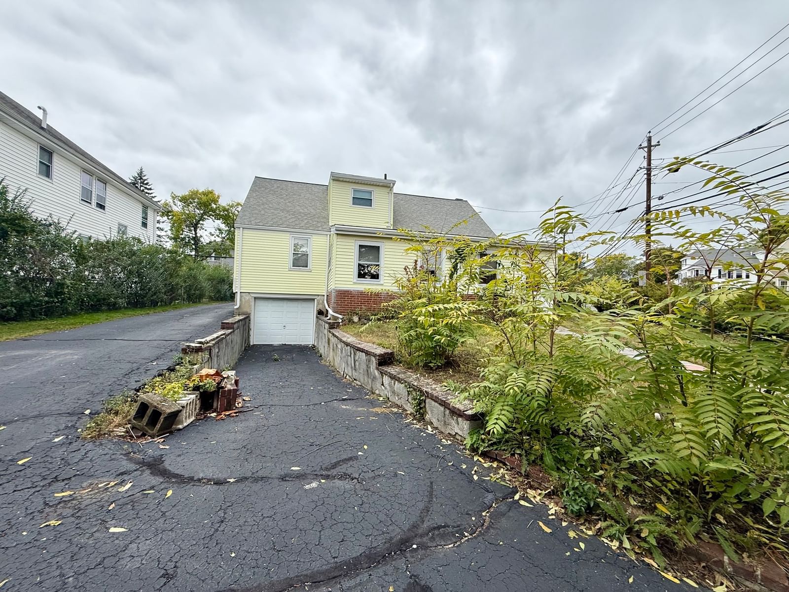 19 Brookdale Rd Arlington — Photo 3 of 18
