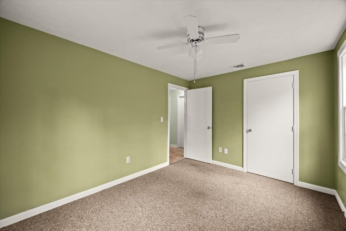 49 Benson St Middleboro — Photo 13 of 26