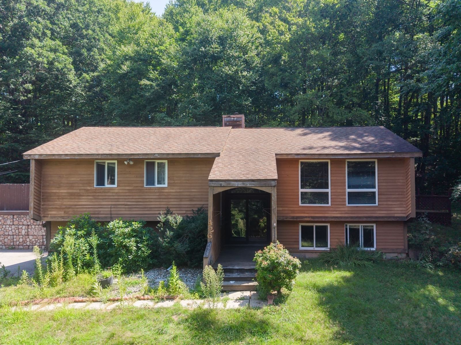 Property at 426 Cronin Rd, Warren, MA 01585