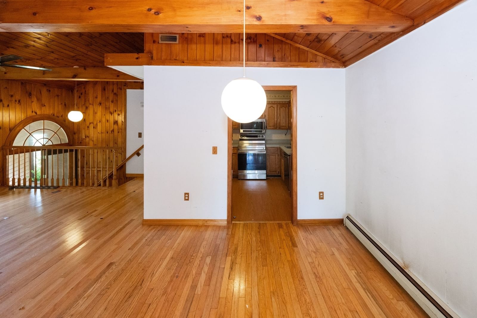 426 Cronin Rd Warren — Photo 4 of 27