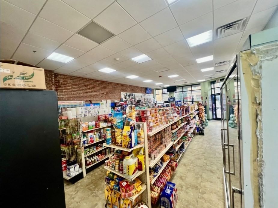 655 Saratoga, Boston, MA 02128