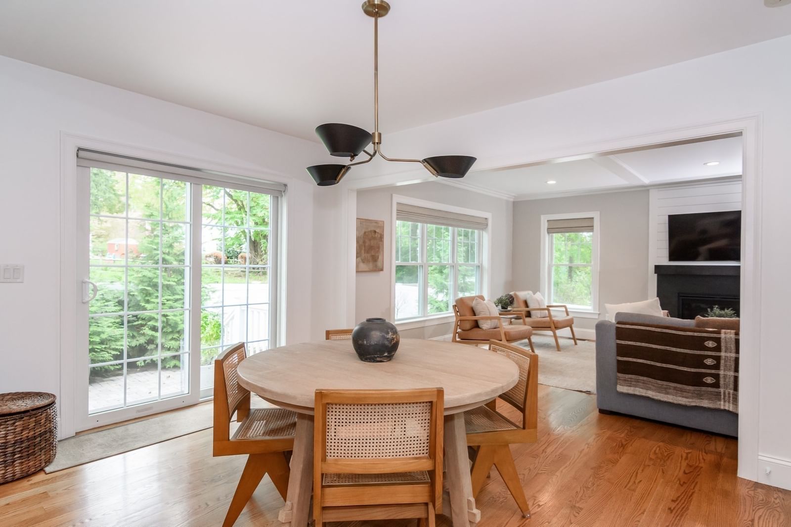 53 Beacon St Natick — Photo 5 of 27